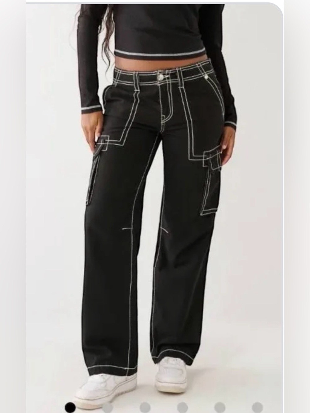 True Religion Big T Cargo Pants are 28‎